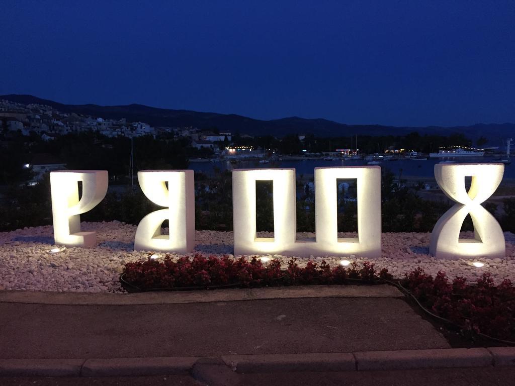 Apartments Strmecki Новий Винодольський Екстер'єр фото
