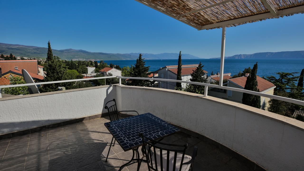 Apartments Strmecki Новий Винодольський Екстер'єр фото